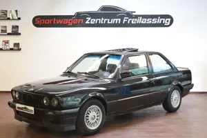 BMW 318 is Coupe (Revidierter Motor)