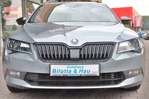 Skoda Superb Combi 2.0 SportLine 4x4 DSG *Xenon+AHK Bild 5