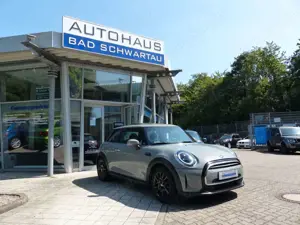 MINI One One Classic Trim Aut.,Pan.-dach,Navi,LED,AppleCP