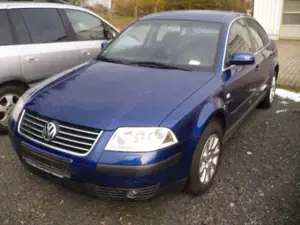 Volkswagen Passat 1,8T Comfortline mit Motorschaden, 1 Hd. an Handel