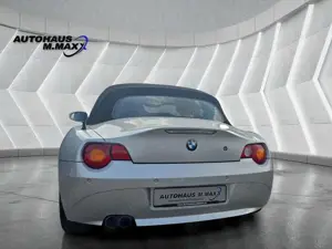 BMW Z4 Roadster 3.0i Navi Sitzheizung PDC Memory Bild 4