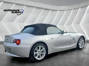 BMW Z4 Roadster 3.0i Navi Sitzheizung PDC Memory Bild 2