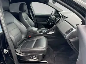 Jaguar E-Pace SE D200 Pano AHK 19 Zoll 3D Kam Keyless Bild 3