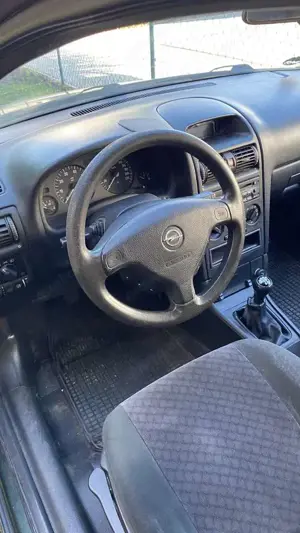 Opel Astra 1.6 Selection Bild 3