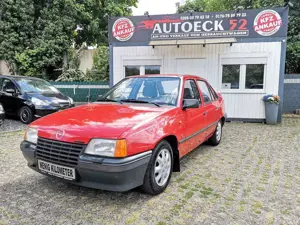 Opel Kadett 1,6 i * Oldtimer - H-Zulassung * TÜV/AU *