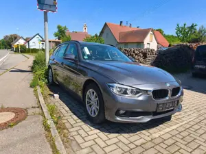 BMW 318 318d Touring Aut.Advantage