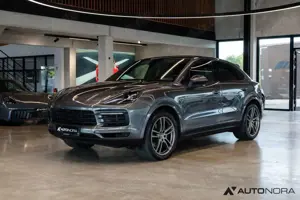 Porsche Cayenne Coupe E-Hybrid Sportabgas / Luftfederung