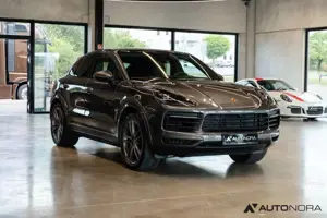 Porsche Cayenne Coupe E-Hybrid Sportabgas / Luftfederung Bild 3