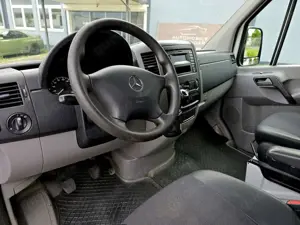 Mercedes-Benz Sprinter Pritsche/Doka 210 CDI Bild 5