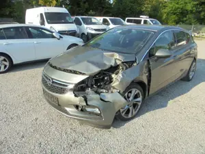 Opel Astra K Lim. Innovation Aut. ~ Navi ~ Kamera ~