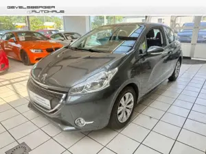 Peugeot 208 Active 1.4 16V VTi 95 Scheckheft Notbremsass. Temp