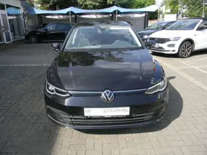 Volkswagen Golf VIII Lim. Life 2,0 TDI 6 GANG Bild 3