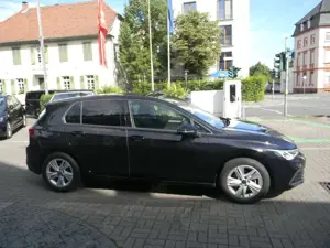 Volkswagen Golf VIII Lim. Life 2,0 TDI 6 GANG Bild 4