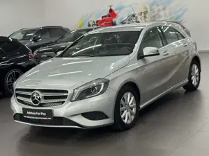Mercedes-Benz A 180 Style XENON/NAVI/KAMERA/SHZ!