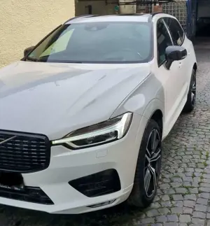 Volvo XC60 R Design 2WD
