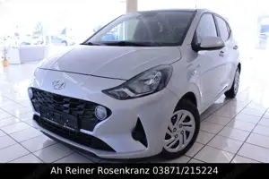 Hyundai i10 Select Allwetterbereif. Sitz/Lenkradheiz.DAB