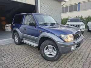 Toyota Land Cruiser 3.0 D-4D 3TÜR°SEHR GEPFLEGT°RARITÄT