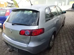 Fiat Croma Croma Diesel 1.9 Multijet Emotion, Getriebeschaden Bild 2