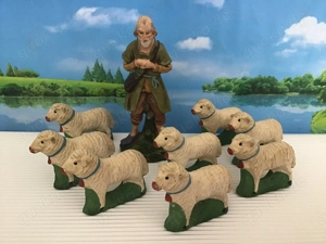 Krippenfiguren alte Masse Figuren,Schäfer mit 8 Schafen 