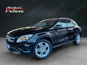Mercedes-Benz GLA 180 CGI URBAN NAVI-KAMERA-PANORAMA-BI-XENON