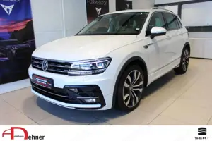 Volkswagen Tiguan Highline 2.0TSI DSG 4Motion LED/AHK/SDEL Klima