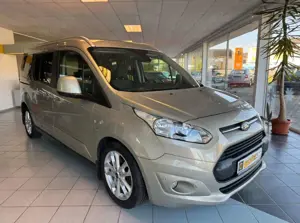 Ford Grand Tourneo Bild 2