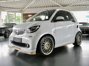 smart forTwo fortwo cabrio Brabus*Navi*JBL*Gewindef.
