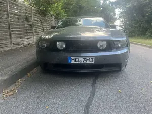 Ford Mustang V6, Gasanlage, SVT Felgen, Sportfahrwerk Bild 4