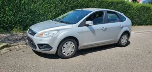 Ford Focus 1.6 Ti-VCT Ghia, neuTÜV
