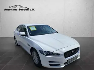 Jaguar XE Prestige*Leder*Navi*Xenon*AHK*