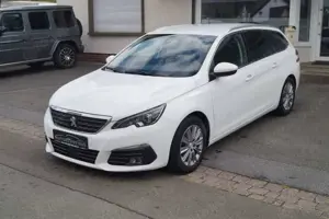 Peugeot 308 SW*LED*V.-Cockpit*Navi*T.-Leder*RFK*F1*SHZ*