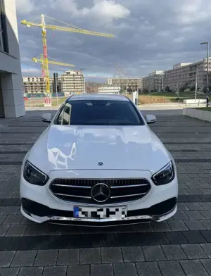 Mercedes-Benz E 220 d 9G-TRONIC Avantgarde Bild 5