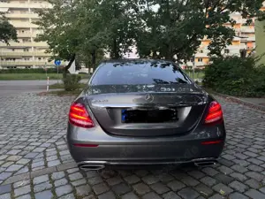 Mercedes-Benz E 220 d 9G-TRONIC Bild 3