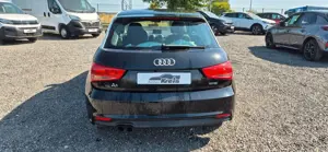 Audi A1 Multi Media SHZ PDC 8 fach Bild 4