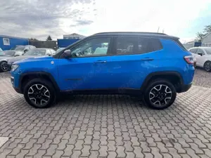 Jeep Compass Trailhawk 4WD Automatik Bild 5