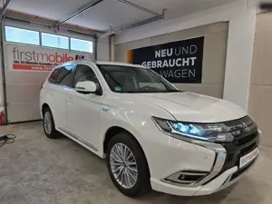 Mitsubishi Outlander Plug-in HybridOutlander*Aut*Navi*Kamera*AHK*1.Hd