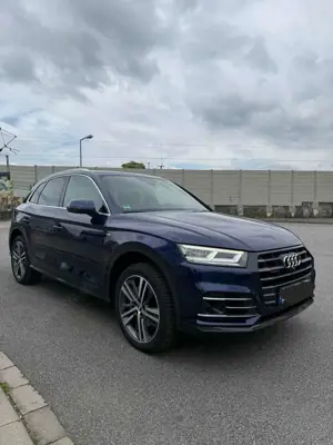 Audi Q5 55 TFSI e quattro sport
