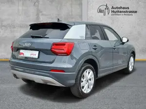 Audi Q2 35 TFSI S tronic sport LED NAVI BO AHK 19" Bild 3