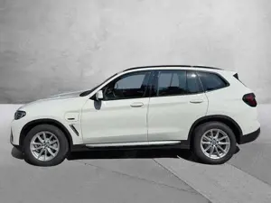 BMW X3 xDrive30e Bild 4