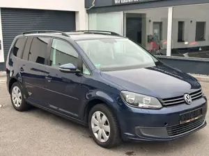 Volkswagen Touran 1,6 TDI 7 SITZER/AHK/KLIMA/BREMSEN NEU