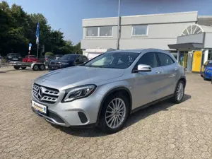Mercedes-Benz GLA 180 LA 180 LEDER/SHZ/LHZ/PDC V+H+CAM/NAVI/ALLWETTER.