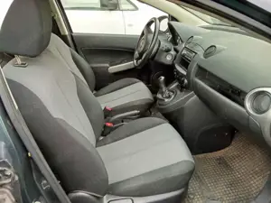 Mazda 2 Lim. 1.3 Impuls Bild 5