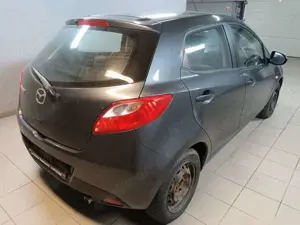 Mazda 2 Lim. 1.3 Impuls Bild 4