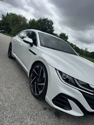 Volkswagen Arteon Arteon Shooting Brake 2.0 TDI SCR 4Motion DSG R-Li