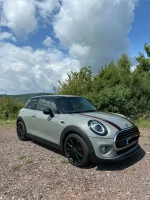MINI Cooper Cooper 3T Chili II/2019/136 PS/Navi+App CarPlay