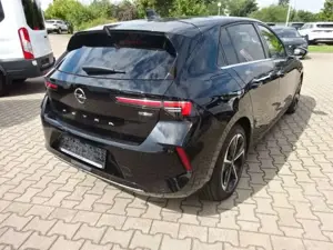 Opel Astra L 180PS Elegance Plug-in-Hybrid Navi AGR Bild 5