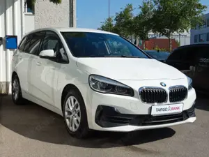 BMW 218 Aut Advantage 7-Sitzer Navi LED