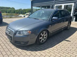Audi A4 Avant 2.0 TDI quattro*Kein TUV*