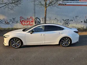 Mazda 6 SKYACTIV-G 194 Drive i-ELOOP Sports-Line Bild 2