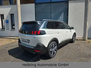 Peugeot 5008 GT Leder PANO CAM Navi LED Bild 4